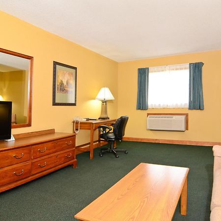 Americas Best Value Inn Iola Szoba fotó