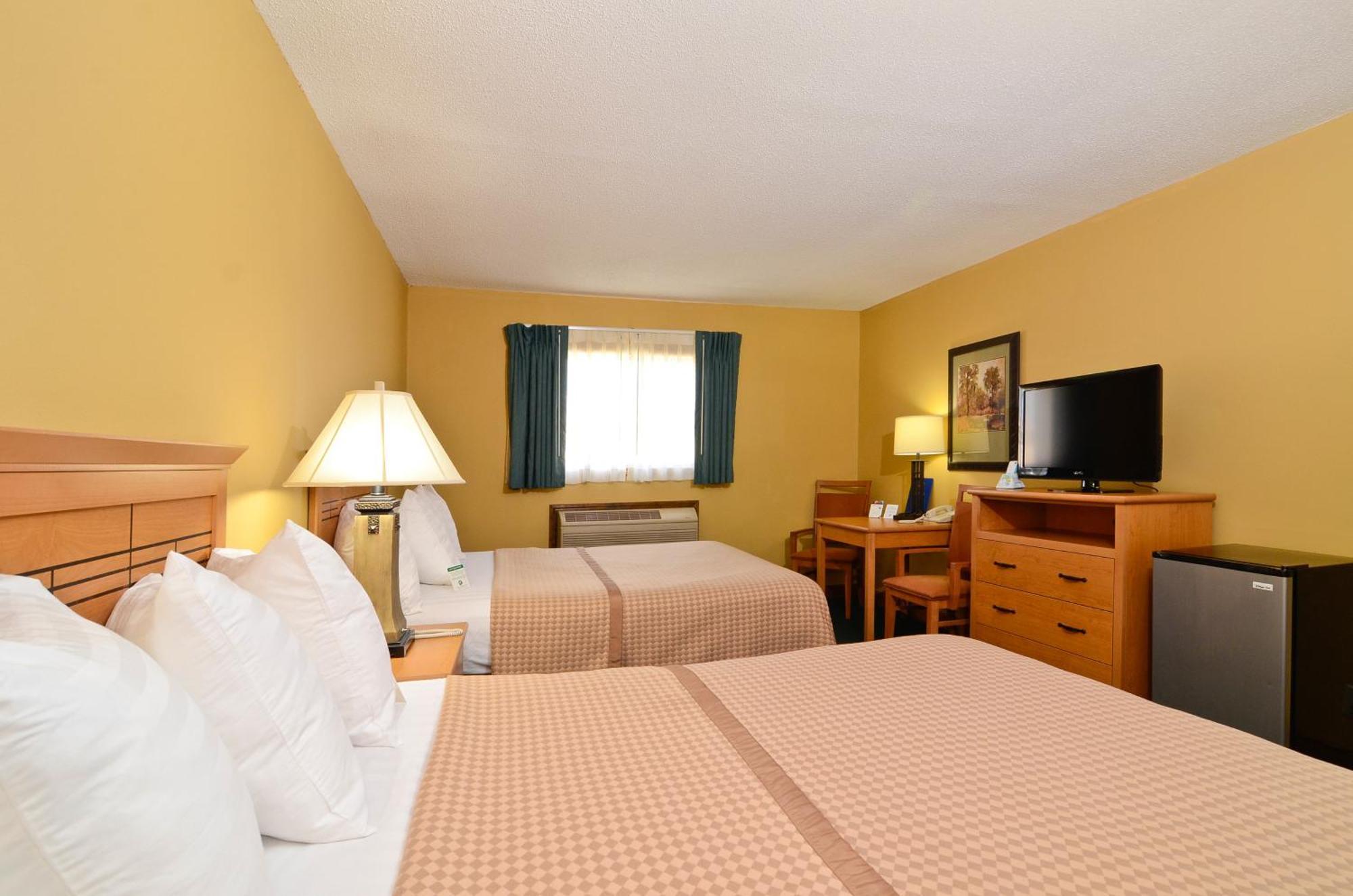 Americas Best Value Inn Iola Kültér fotó